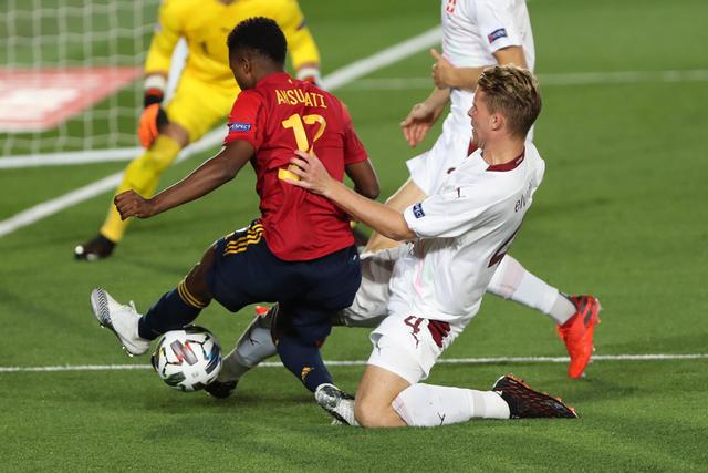 英联杯-加克波双响迪亚斯破门 利物浦3-2布莱顿